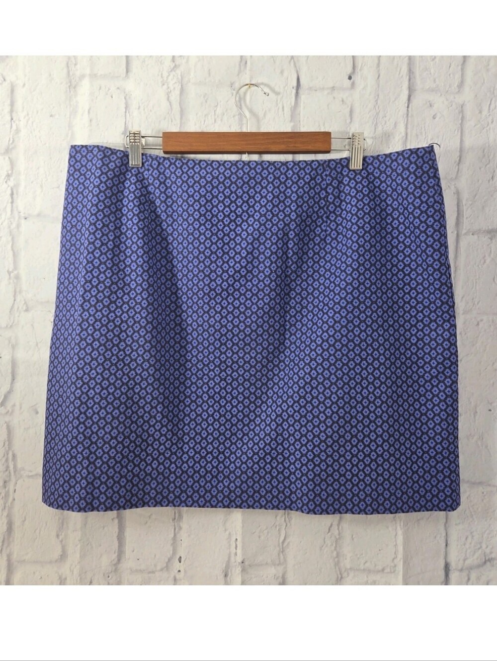L.L. Bean Favorite Fit Size 18  Blue Geometric Print Knee Length Casual Skirt
